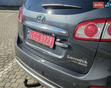 Хендай Санта Фе 2012 в Ивано-Франковске на Automoto.ua Серый Хендай Санта Фе, объемом двигателя 2.2 л и пробегом 182 тыс. км за 14650 $, фото 40 на Automoto.ua
