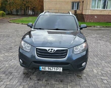 Серый Хендай Санта Фе, объемом двигателя 2.2 л и пробегом 270 тыс. км за 13500 $, фото 9 на Automoto.ua