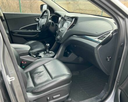 Сірий Хендай Санта Фе, об'ємом двигуна 2.2 л та пробігом 293 тис. км за 13700 $, фото 14 на Automoto.ua