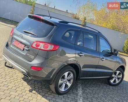 Хендай Санта Фе 2012 в Ивано-Франковске на Automoto.ua Серый Хендай Санта Фе, объемом двигателя 2.2 л и пробегом 182 тыс. км за 14650 $, фото 35 на Automoto.ua