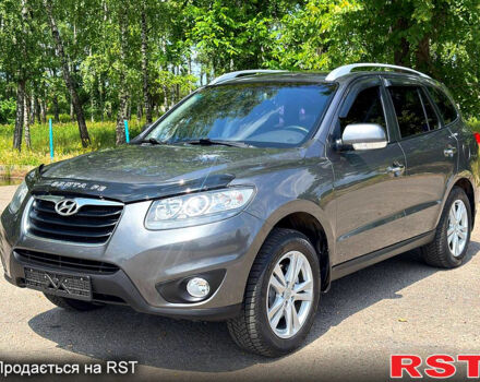 Серый Хендай Санта Фе, объемом двигателя 2.4 л и пробегом 170 тыс. км за 11450 $, фото 1 на Automoto.ua