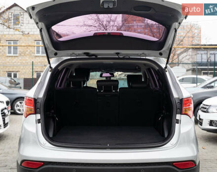 Сірий Хендай Санта Фе, об'ємом двигуна 2 л та пробігом 154 тис. км за 15500 $, фото 8 на Automoto.ua