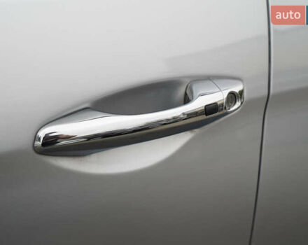 Сірий Хендай Санта Фе, об'ємом двигуна 2 л та пробігом 154 тис. км за 15500 $, фото 7 на Automoto.ua