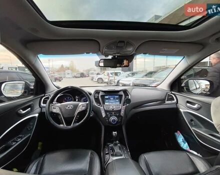 Серый Хендай Санта Фе, объемом двигателя 2.2 л и пробегом 265 тыс. км за 17000 $, фото 19 на Automoto.ua