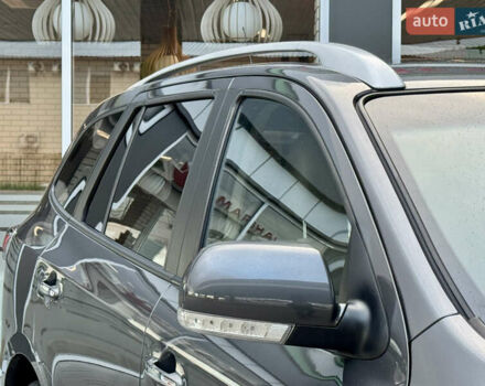 Сірий Хендай Санта Фе, об'ємом двигуна 2.2 л та пробігом 177 тис. км за 13999 $, фото 16 на Automoto.ua