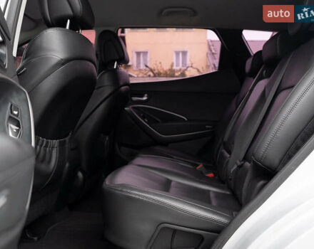 Сірий Хендай Санта Фе, об'ємом двигуна 2 л та пробігом 154 тис. км за 15500 $, фото 31 на Automoto.ua