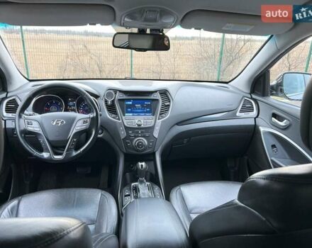 Сірий Хендай Санта Фе, об'ємом двигуна 2.2 л та пробігом 282 тис. км за 15900 $, фото 17 на Automoto.ua