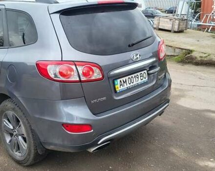 Сірий Хендай Санта Фе, об'ємом двигуна 2.2 л та пробігом 232 тис. км за 13500 $, фото 3 на Automoto.ua