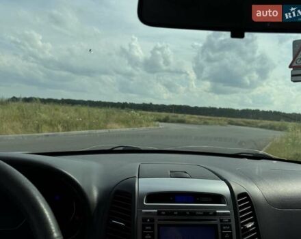 Серый Хендай Санта Фе, объемом двигателя 2.2 л и пробегом 68 тыс. км за 15700 $, фото 22 на Automoto.ua