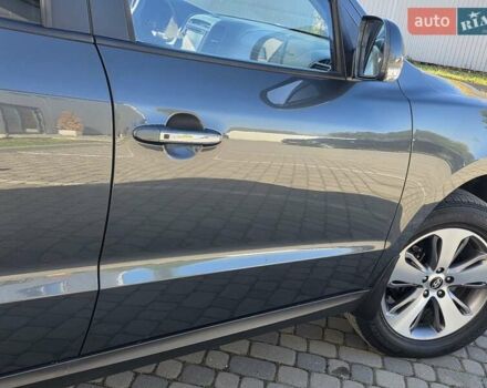 Хендай Санта Фе 2012 в Ивано-Франковске на Automoto.ua Серый Хендай Санта Фе, объемом двигателя 2.2 л и пробегом 182 тыс. км за 14650 $, фото 48 на Automoto.ua