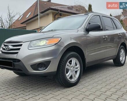 Серый Хендай Санта Фе, объемом двигателя 2.4 л и пробегом 237 тыс. км за 9999 $, фото 13 на Automoto.ua