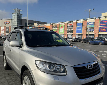 Серый Хендай Санта Фе, объемом двигателя 2.2 л и пробегом 188 тыс. км за 16700 $, фото 12 на Automoto.ua