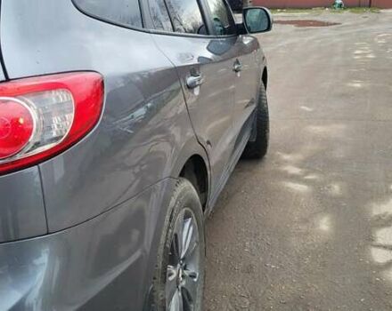 Сірий Хендай Санта Фе, об'ємом двигуна 2.2 л та пробігом 232 тис. км за 13500 $, фото 5 на Automoto.ua