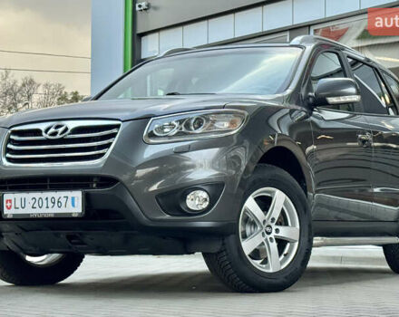 Сірий Хендай Санта Фе, об'ємом двигуна 2.2 л та пробігом 177 тис. км за 13999 $, фото 12 на Automoto.ua