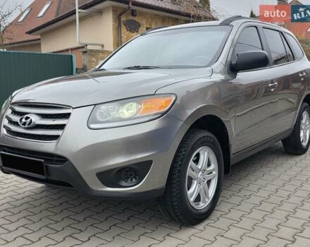 Серый Хендай Санта Фе, объемом двигателя 2.4 л и пробегом 237 тыс. км за 9999 $, фото 12 на Automoto.ua