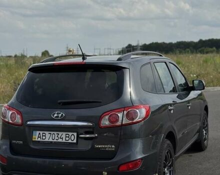 Серый Хендай Санта Фе, объемом двигателя 2.2 л и пробегом 68 тыс. км за 15700 $, фото 5 на Automoto.ua