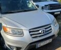 Серый Хендай Санта Фе, объемом двигателя 2.4 л и пробегом 166 тыс. км за 11000 $, фото 3 на Automoto.ua