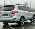 Серый Хендай Санта Фе, объемом двигателя 2 л и пробегом 260 тыс. км за 12900 $, фото 2 на Automoto.ua