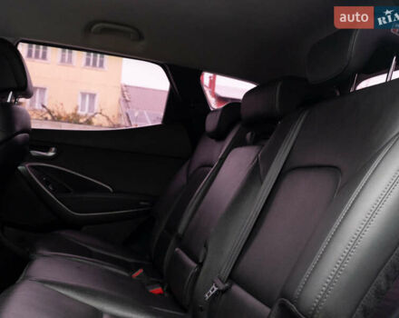 Сірий Хендай Санта Фе, об'ємом двигуна 2 л та пробігом 154 тис. км за 15500 $, фото 33 на Automoto.ua