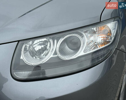 Хендай Санта Фе 2012 в Ровно на Automoto.ua Серый Хендай Санта Фе, объемом двигателя 2.2 л и пробегом 226 тыс. км за 12950 $, фото 17 на Automoto.ua