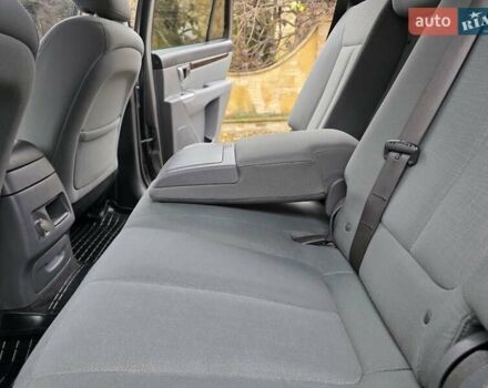 Серый Хендай Санта Фе, объемом двигателя 2.4 л и пробегом 237 тыс. км за 9999 $, фото 48 на Automoto.ua