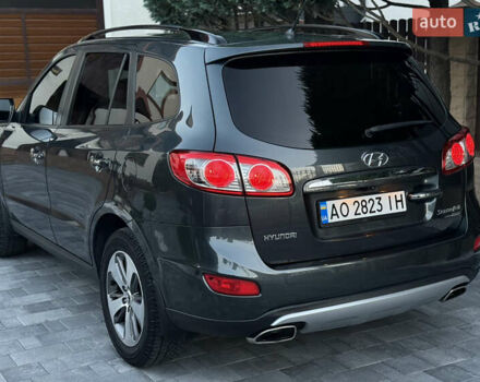 Сірий Хендай Санта Фе, об'ємом двигуна 2.2 л та пробігом 233 тис. км за 13500 $, фото 4 на Automoto.ua