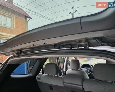 Серый Хендай Санта Фе, объемом двигателя 2.4 л и пробегом 237 тыс. км за 9999 $, фото 60 на Automoto.ua