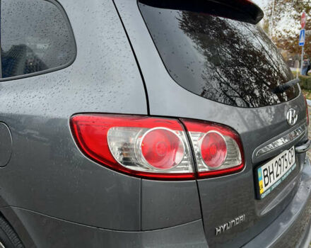 Серый Хендай Санта Фе, объемом двигателя 2.2 л и пробегом 158 тыс. км за 13800 $, фото 8 на Automoto.ua