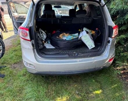 Серый Хендай Санта Фе, объемом двигателя 2.4 л и пробегом 166 тыс. км за 11000 $, фото 5 на Automoto.ua