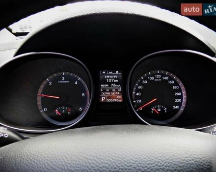 Хендай Санта Фе 2012 в Черкассах на Automoto.ua Серый Хендай Санта Фе, объемом двигателя 2 л и пробегом 335 тыс. км за 13900 $, фото 11 на Automoto.ua