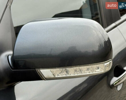 Серый Хендай Санта Фе, объемом двигателя 2.2 л и пробегом 209 тыс. км за 13999 $, фото 30 на Automoto.ua