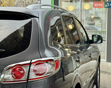 Сірий Хендай Санта Фе, об'ємом двигуна 2.2 л та пробігом 177 тис. км за 13999 $, фото 27 на Automoto.ua