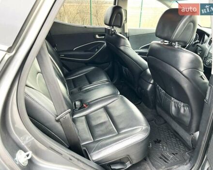 Сірий Хендай Санта Фе, об'ємом двигуна 2.2 л та пробігом 282 тис. км за 15900 $, фото 14 на Automoto.ua