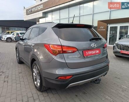 Серый Хендай Санта Фе, объемом двигателя 2.2 л и пробегом 265 тыс. км за 17000 $, фото 5 на Automoto.ua