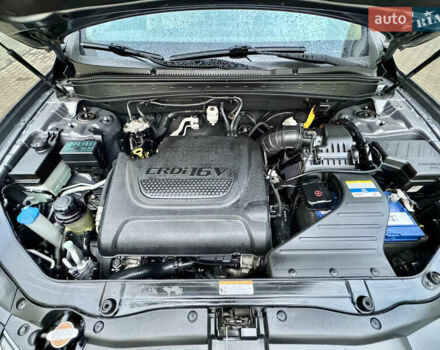 Сірий Хендай Санта Фе, об'ємом двигуна 2.2 л та пробігом 177 тис. км за 13999 $, фото 46 на Automoto.ua