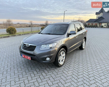 Серый Хендай Санта Фе, объемом двигателя 2 л и пробегом 227 тыс. км за 12900 $, фото 44 на Automoto.ua