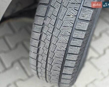 Серый Хендай Санта Фе, объемом двигателя 2.4 л и пробегом 237 тыс. км за 9999 $, фото 9 на Automoto.ua