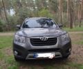 Серый Хендай Санта Фе, объемом двигателя 0 л и пробегом 300 тыс. км за 12000 $, фото 1 на Automoto.ua