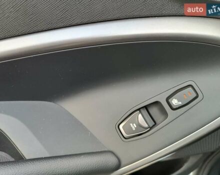 Серый Хендай Санта Фе, объемом двигателя 2.2 л и пробегом 265 тыс. км за 17000 $, фото 17 на Automoto.ua