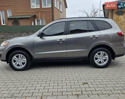 Серый Хендай Санта Фе, объемом двигателя 2.4 л и пробегом 237 тыс. км за 9999 $, фото 14 на Automoto.ua