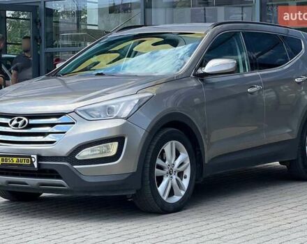 Серый Хендай Санта Фе, объемом двигателя 2 л и пробегом 200 тыс. км за 14500 $, фото 2 на Automoto.ua