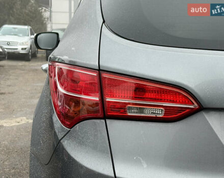 Сірий Хендай Санта Фе, об'ємом двигуна 2.2 л та пробігом 183 тис. км за 16999 $, фото 24 на Automoto.ua