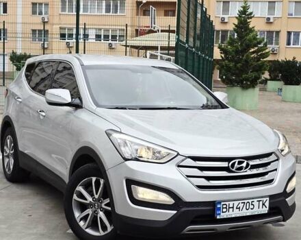 Серый Хендай Санта Фе, объемом двигателя 2.2 л и пробегом 180 тыс. км за 17199 $, фото 10 на Automoto.ua