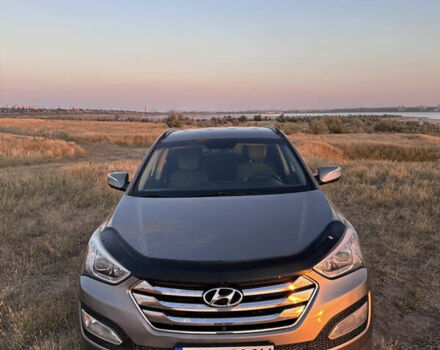 Серый Хендай Санта Фе, объемом двигателя 2 л и пробегом 190 тыс. км за 14000 $, фото 10 на Automoto.ua