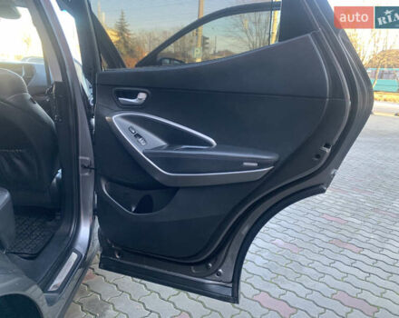 Серый Хендай Санта Фе, объемом двигателя 2.2 л и пробегом 177 тыс. км за 18700 $, фото 30 на Automoto.ua