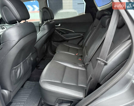 Сірий Хендай Санта Фе, об'ємом двигуна 2.2 л та пробігом 183 тис. км за 16999 $, фото 34 на Automoto.ua