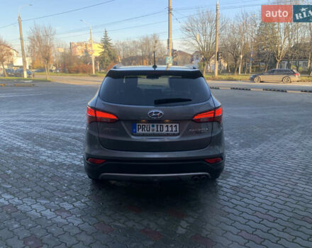 Серый Хендай Санта Фе, объемом двигателя 2.2 л и пробегом 177 тыс. км за 18700 $, фото 4 на Automoto.ua