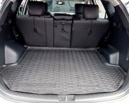 Сірий Хендай Санта Фе, об'ємом двигуна 2.4 л та пробігом 197 тис. км за 12000 $, фото 12 на Automoto.ua