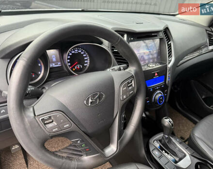 Сірий Хендай Санта Фе, об'ємом двигуна 0 л та пробігом 165 тис. км за 16000 $, фото 2 на Automoto.ua