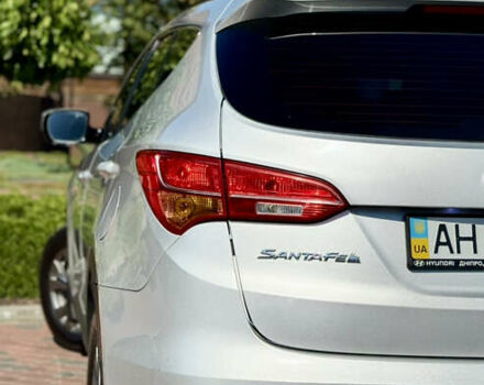 Серый Хендай Санта Фе, объемом двигателя 2.2 л и пробегом 290 тыс. км за 13700 $, фото 12 на Automoto.ua